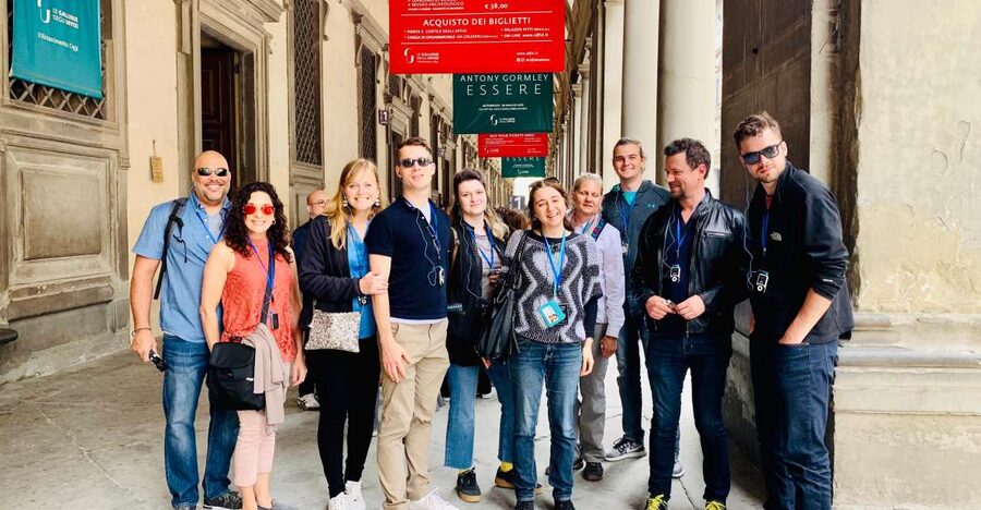 Florence: Uffizi Gallery Small-Group Guided Tour with Ticket - Priority entry, with a realistic expectation