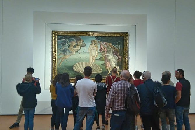 Florence Uffizi Gallery Smart, Easy Entry, Pay Ticket at Arrival - Headsets help in a crowded museum