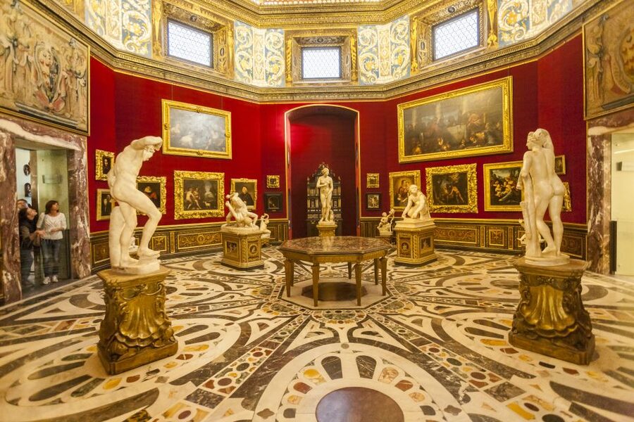Florence: Uffizi Gallery Tickets with Optional Audio Guide - Who should book this Uffizi experience?