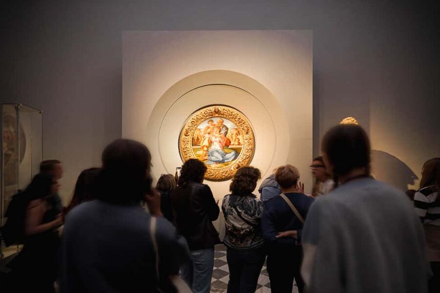 Florence: Uffizi Guided Tour with Skip-the-Line Entry Ticket - What the guide adds to the experience