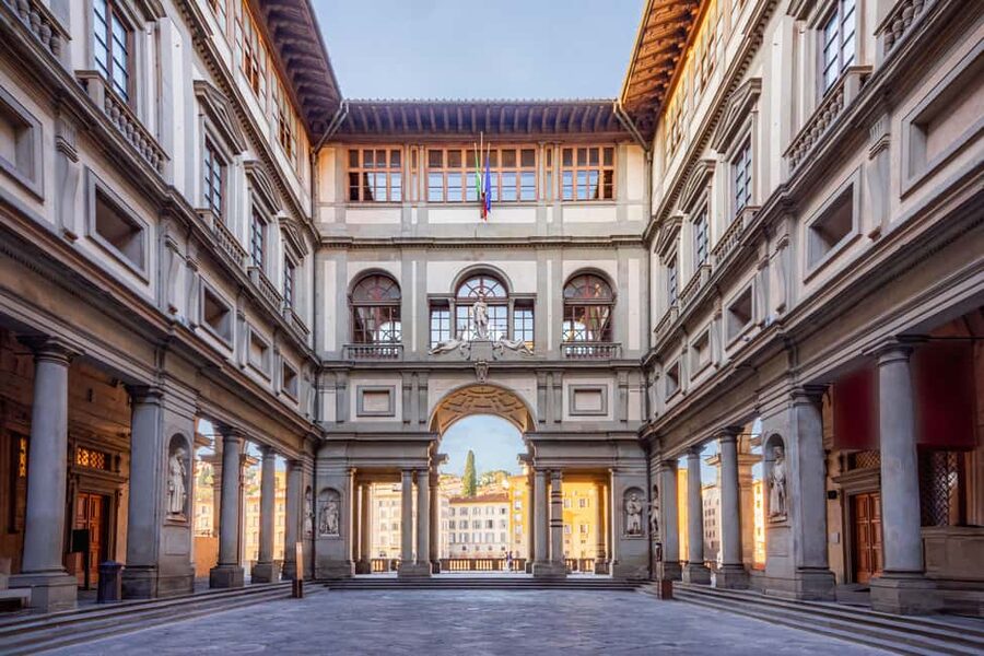 Florence: Uffizi Guided Tour with Skip-the-Line Entry Ticket - Practical tips for a smoother visit