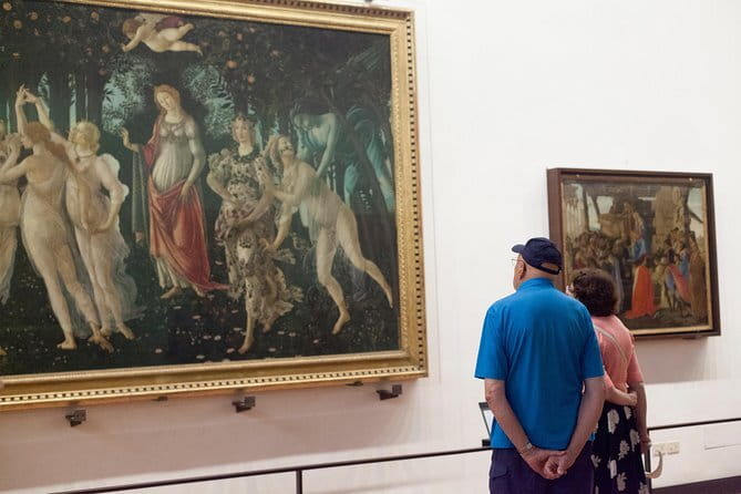 Florence: Uffizi Highlights, In-Depth Masterclass or Private Tour - Meeting your guide and entering the gallery