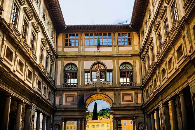 Florence: Uffizi Skip-the-Line Entry & Guided Tour - Botticelli’s Birth of Venus and Spring