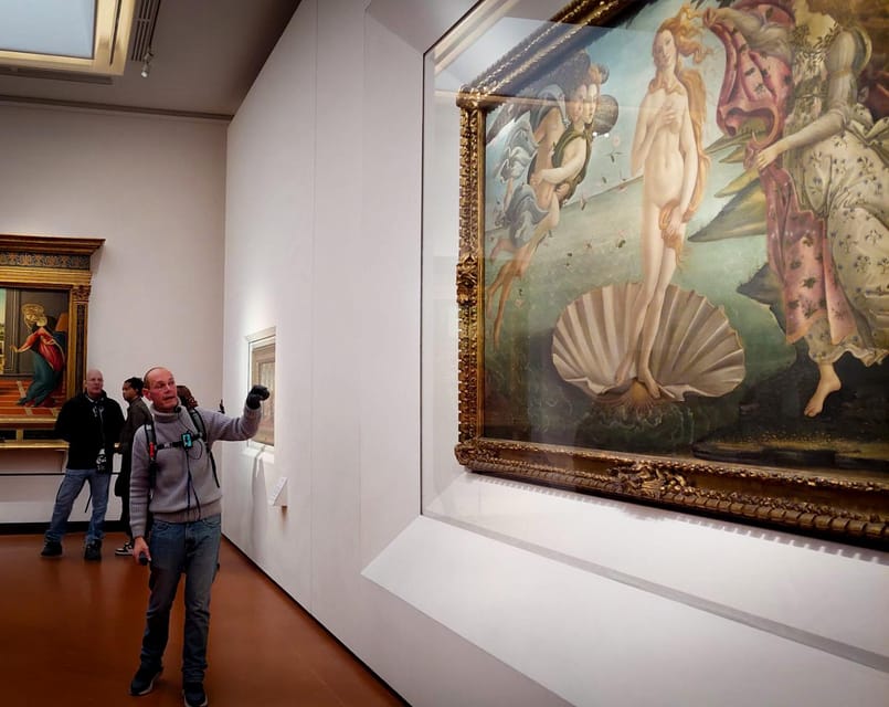 Florence: Uffizi Skip-the-Line Guided Tour - Meeting at Piazzale degli Uffizi 6