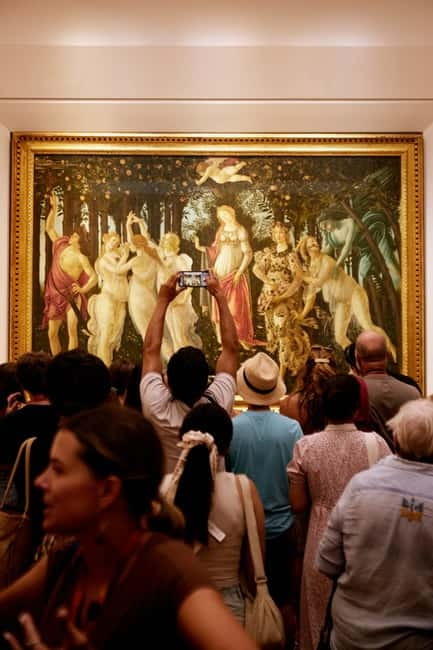 Florence: Uffizi Tour with an Art Expert Guide - From the Medici to the Uffizi galleries
