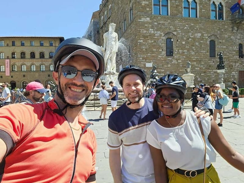 Florence: Untold Bike tour with Roberto - The Bargello and the final stories
