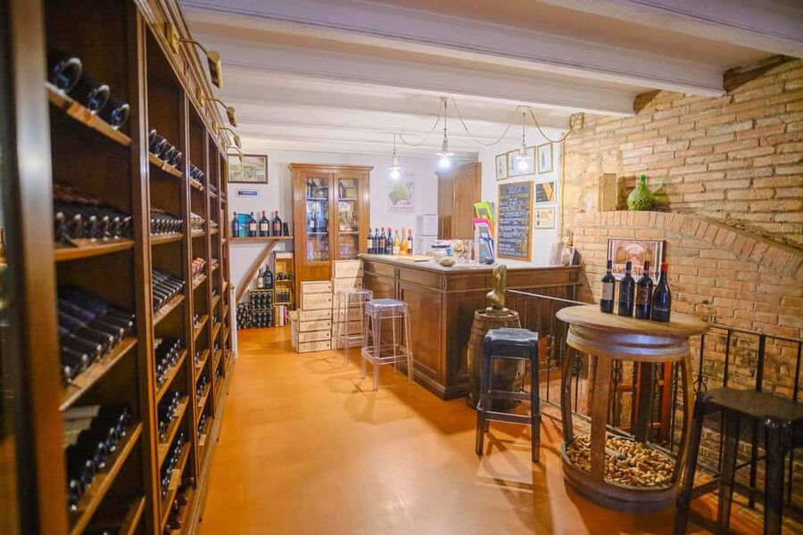 Florence: Val d'Orcia Private Chauffeur-Driven Tour - Key points to know