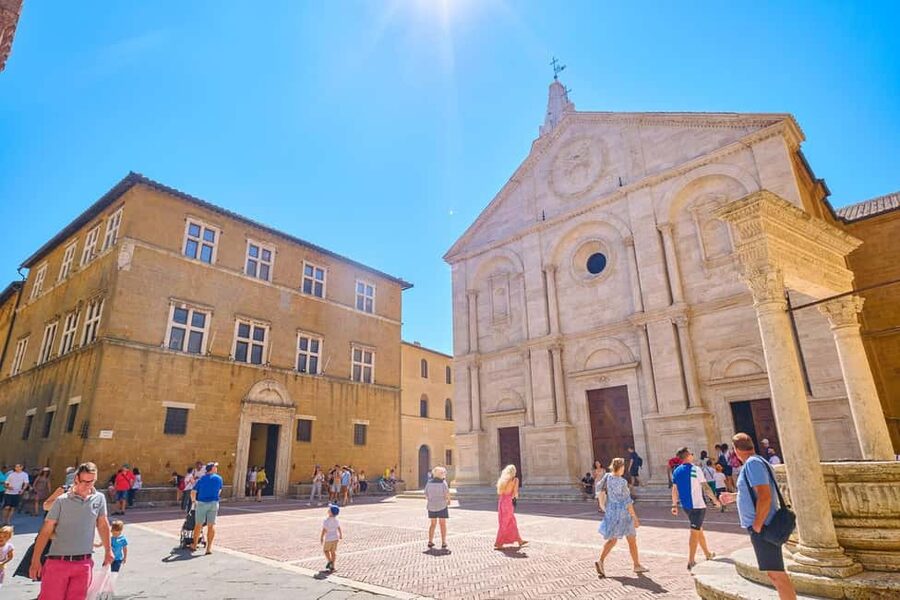 Florence: Val d'Orcia Private Chauffeur-Driven Tour - The driver is central to the experience