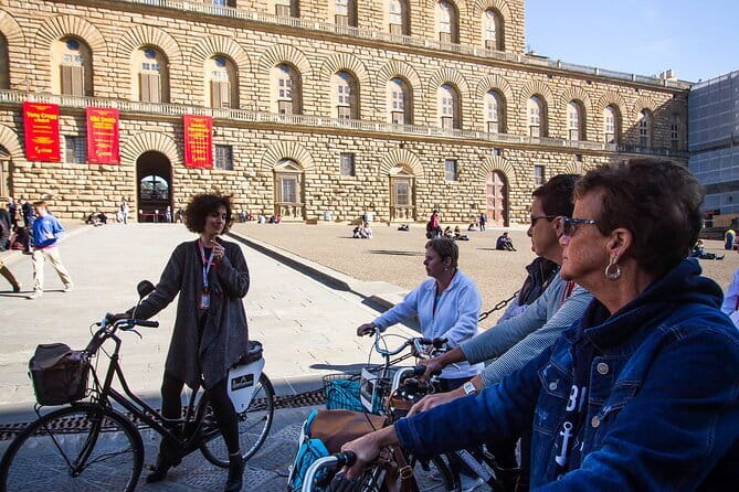 Florence Vintage Bike Tour–guided, small group or private option - The route from Roman Florence to the Duomo