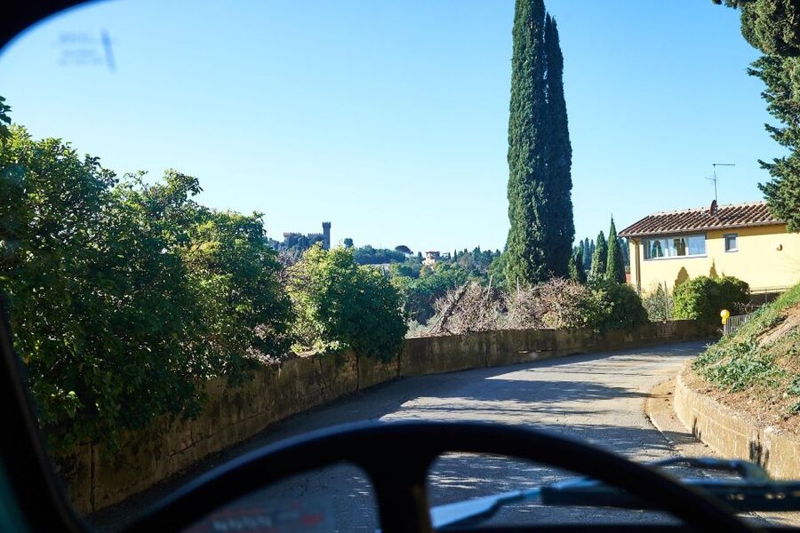 Florence: Vintage Fiat 500 Tour with Wine Tasting at Winery - Returning to Florence at golden hour