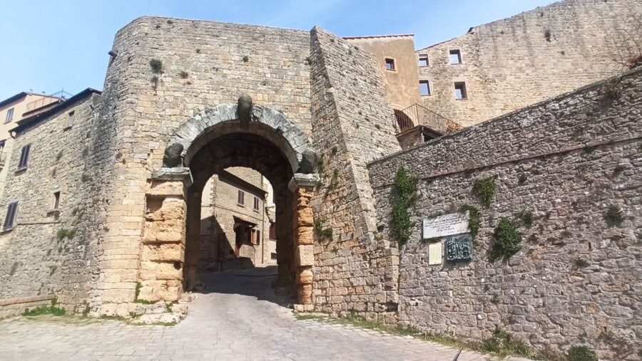 Florence: Volterra & San Gimignano Wine Tour with Lunch - FAQ