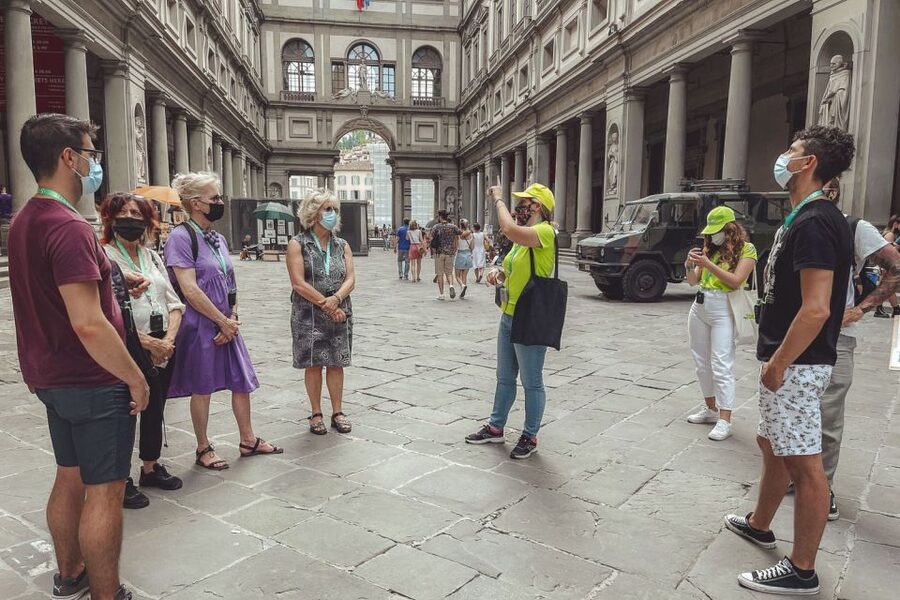 Florence: Walking Tour, Accademia Gallery & Uffizi Gallery - Lunch break and the split between tour sections