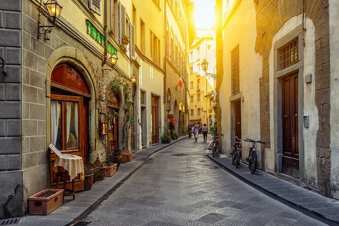 Florence Walking Tour – Hidden Gems - Oltrarno and the artisan side of town