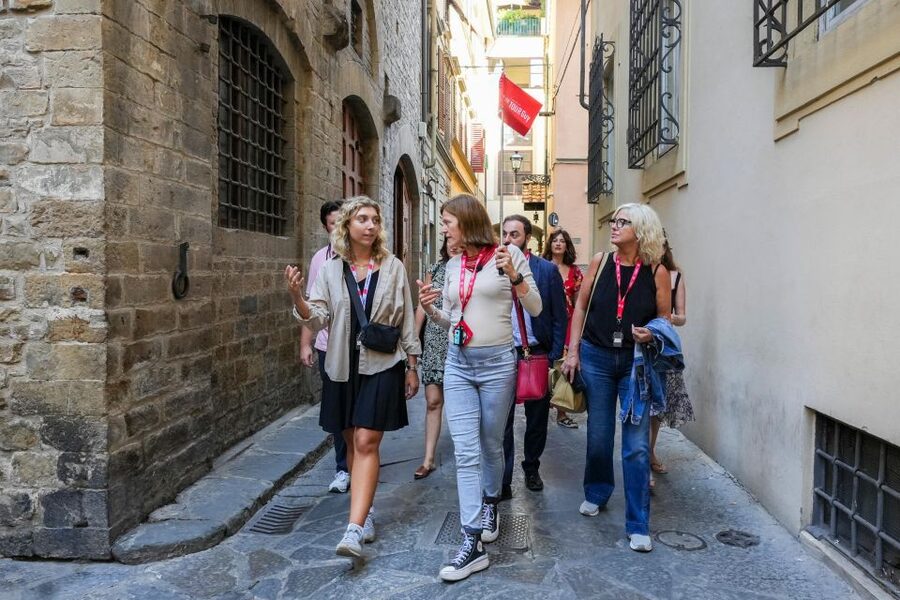 Florence: Walking Tour with David, Duomo & Uffizi Gallery - Why the Accademia and Uffizi pairing works