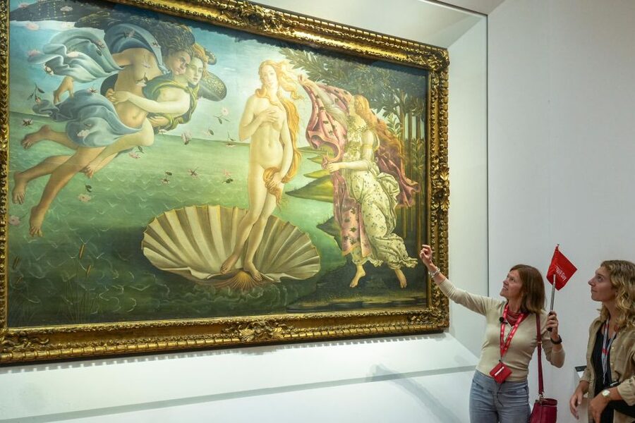 Florence: Walking Tour with David, Duomo & Uffizi Gallery - The Porcellino market and Piazza della Signoria