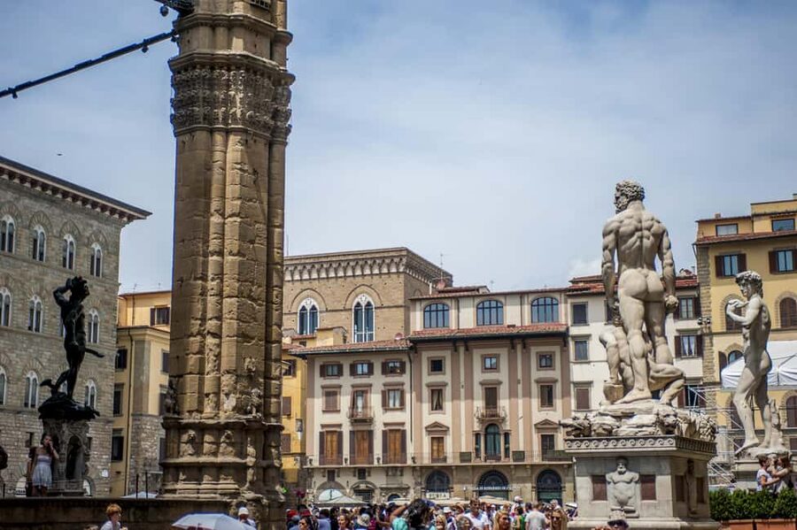 Florence: Walking Tour with Skip-the-Line Accademia Gallery - How the two-hour pace works