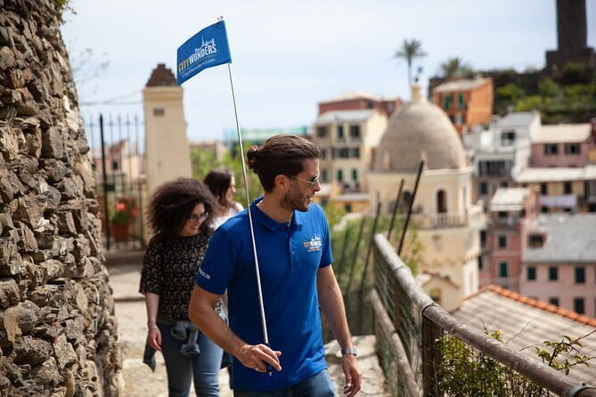 From Florence: Cinque Terre & Pisa Day Trip - The 2.5-hour coach ride from Piazzale Montelungo