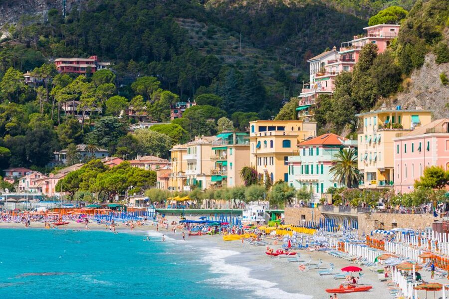 From Florence: Cinque Terre Small-Group Day Trip - Manarola: steep streets and famous views