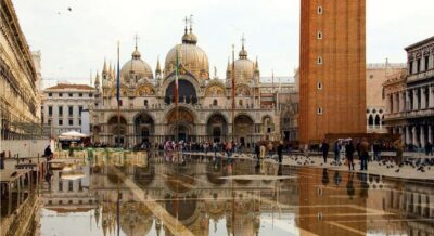 Explore Venice in a Full Day Tour by Train