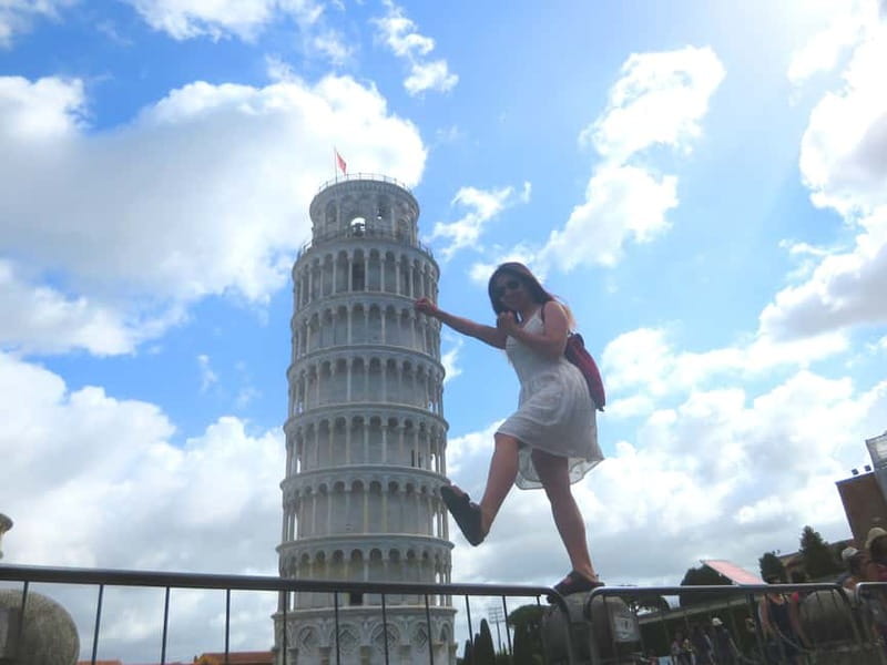 From Florence: Pisa and Cinque Terre Day Tour - Small Group - The guide can make or break the day