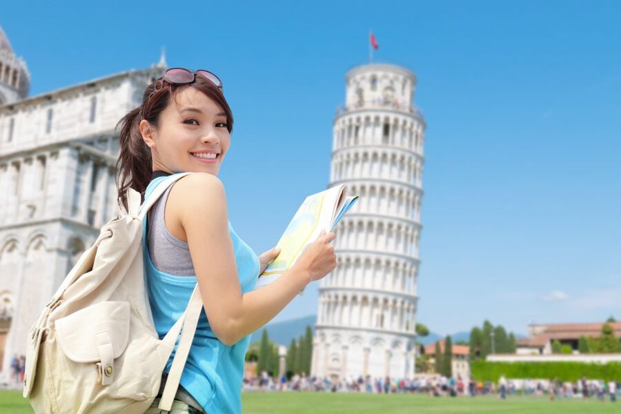 From Florence: Pisa & Lucca Day Tour with Buccellato Tasting - Pisa and the Piazza dei Miracoli