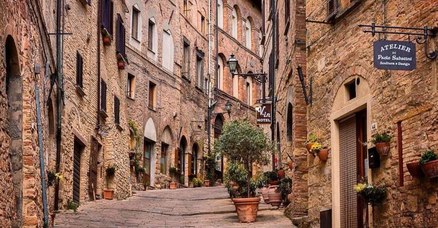 From Florence: PRIVATE Tour of San Gimignano and Volterra - Volterra, where Etruscan and Roman layers meet