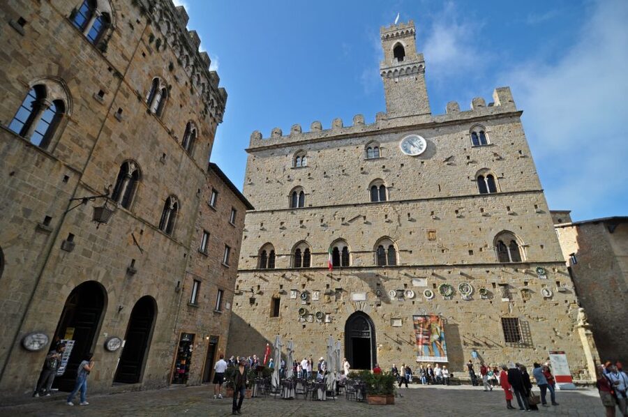 From Florence: PRIVATE Tour of San Gimignano and Volterra - Lunch, and what you should expect