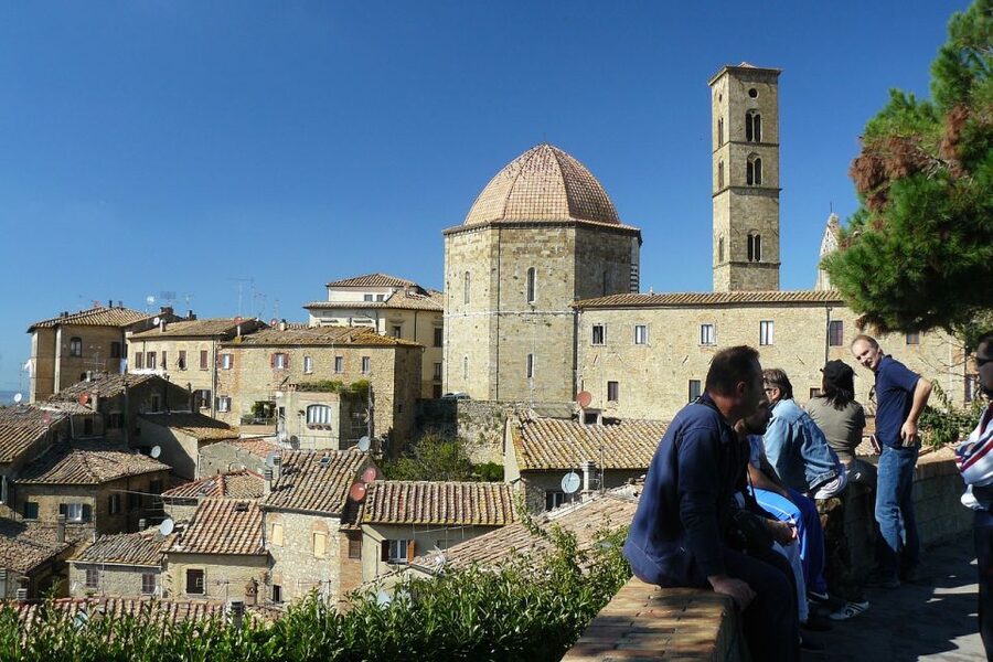 From Florence: PRIVATE Tour of San Gimignano and Volterra - The private vehicle and guide make the difference