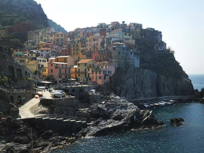From Florence: Small-group to Cinque Terre and Pisa Day Tour - Manarola, the first Cinque Terre stop
