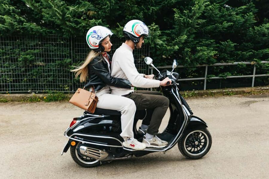 From Florence: Tuscan Countryside Vespa Tour with Tastings - Who should book this Tuscan Vespa tour?