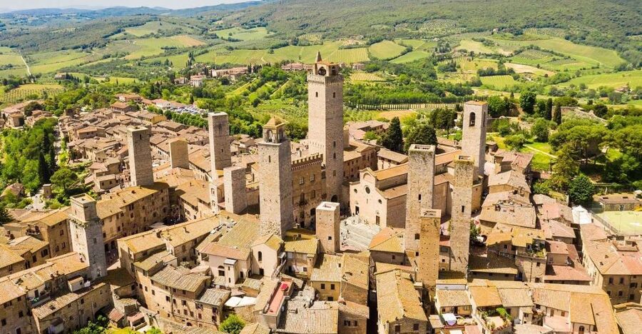 From Florence: Tuscany Day Trip with a Private Chauffeur - San Gimignano and its medieval towers