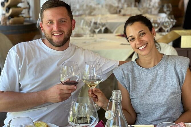 From San Gimignano: Tuscany Vespa Tour, Lunch & Wine Tasting - Why a Vespa works so well in the Chianti hills