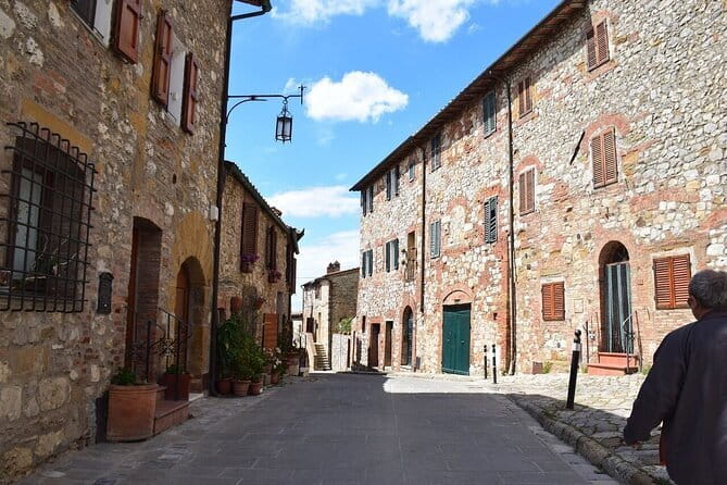 Full Day Private Guided Tour to Assisi and Cortona from Florence - Why this private day trip works from Florence