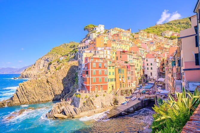 Full-Day Small-Group Cinque Terre Tour from Florence - Leaving Florence at 7:15 am