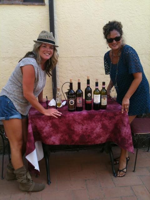 Full-Day Tour of Tuscany from Florence-small group up 8 pax - A small group, but not a full guided tour