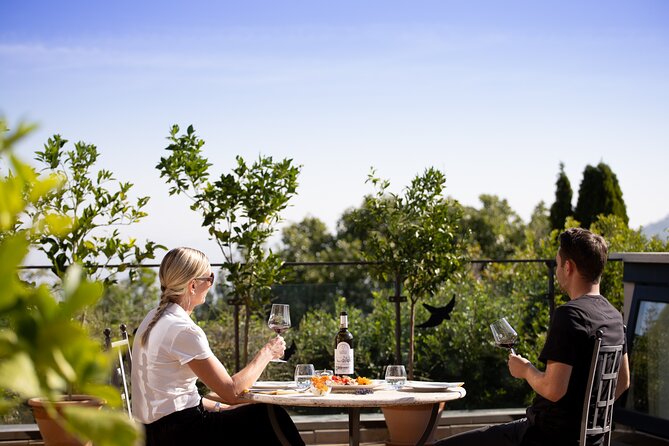 Gourmet Wine & Food Tasting - Choosing between the two tasting menus