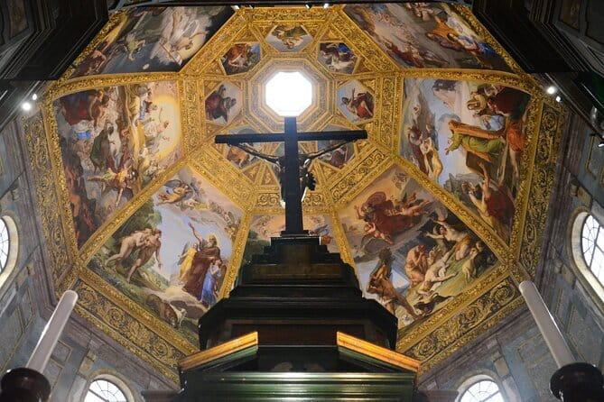 Guided Medici Tour Florence: Discover Mysteries & History - The Duomo in a ten-minute stop