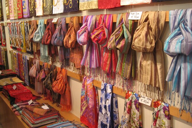 Guided Shopping in Florence - Meeting in Florence’s Historic Center