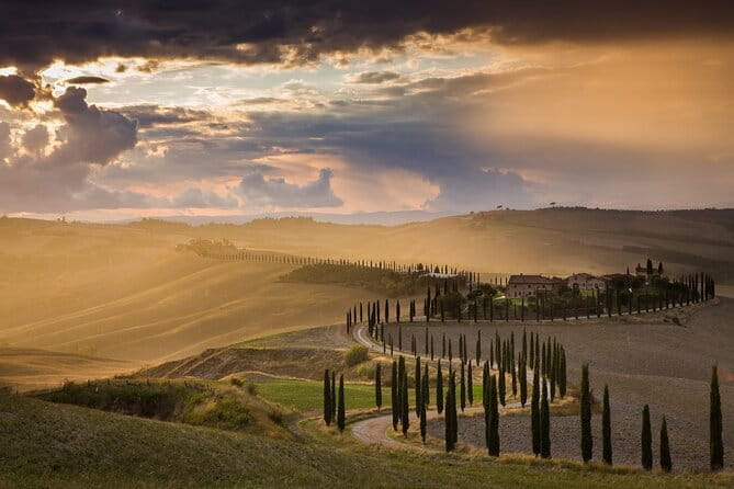 Guided tour in wonderful Tuscany - Why the Crete Senesi feels different from central Tuscany