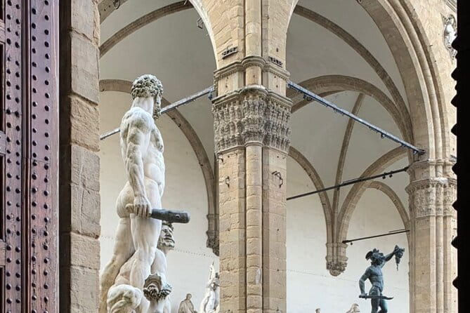 Guided Walking Tour of Florence – Duomo & Historic Squares - Piazza della Repubblica and Florence’s Roman beginnings