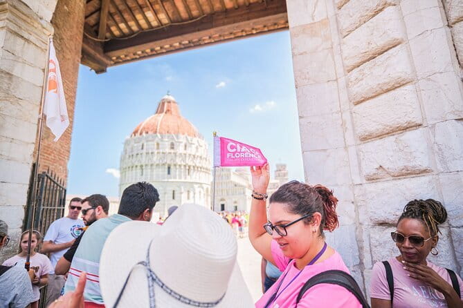 Half-Day Excursion to Pisa and the Leaning Tower from Florence - The coach ride and the fixed group schedule