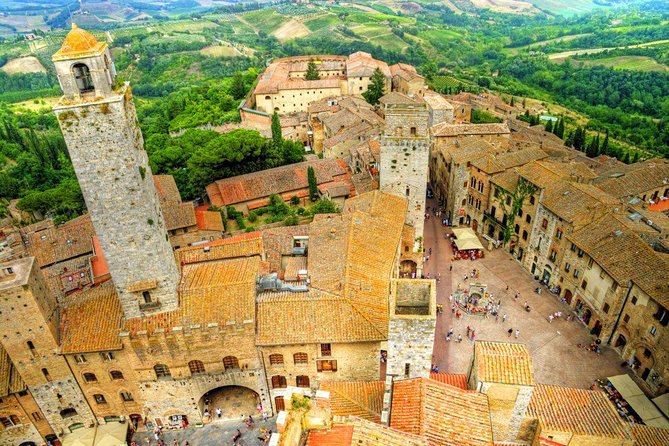 Half Day Tour Chianti Winery with San Gimignano - Casa Emma, where the afternoon finds its focus
