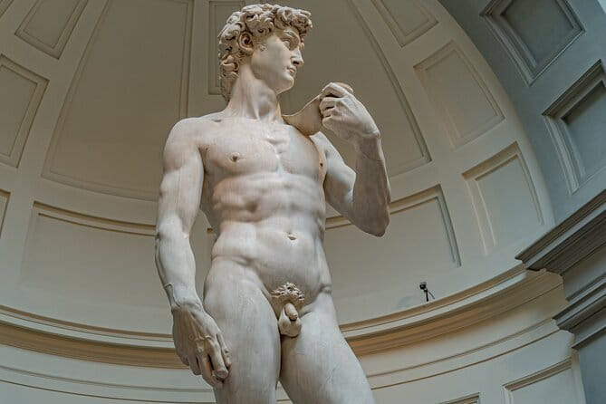 Half-Day Uffizi and Accademia Small-Group Guided Tour - Inside the Uffizi for the main art lesson