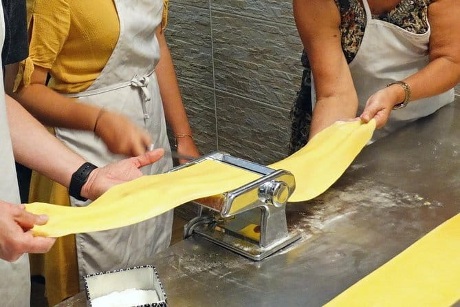 Hands-On Pasta Cooking Class in Florence with optional Pizza - Rolling pins first, pasta machines next