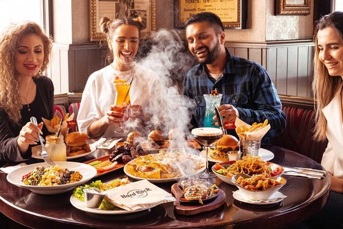 Hard Rock Cafe Florence with Set Lunch or Dinner - What happens when you arrive