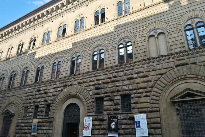 Heart of Florence Guided Walking Tour - Medici power at Palazzo Medici Riccardi