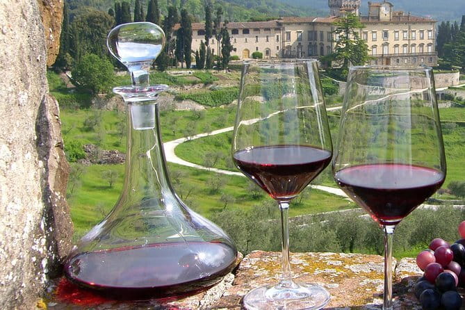 Horseback riding & Wine Tasting and snack Lunch at noble Estate - What the private format is worth