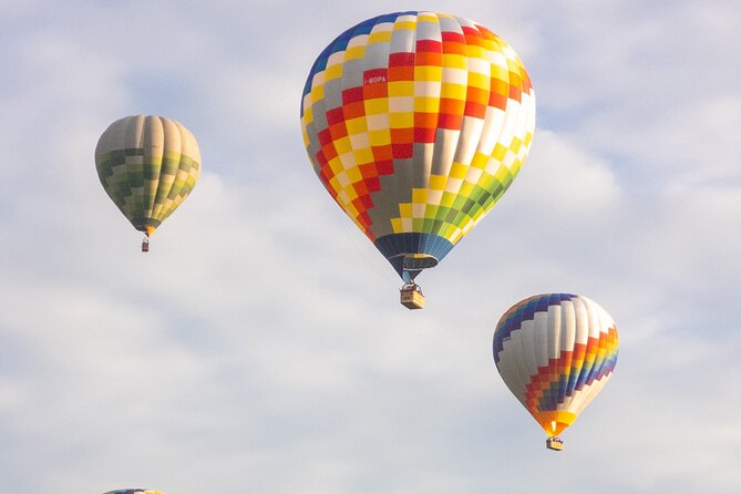 Hot Air Balloon ride in the Chianti Valley Tuscany - Landing, breakfast, and the return ride