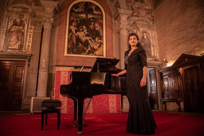 Italian Opera in Santa Monaca Church with Dinner - The walk from dinner to Santa Monaca Church