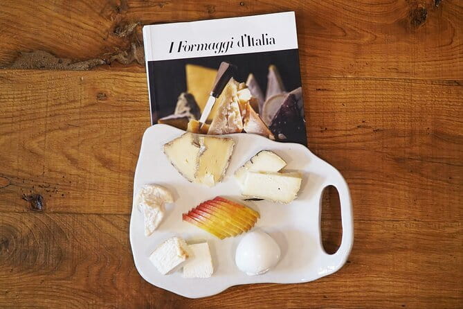 Journey through Italian Cheese - Key points to know before booking